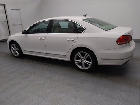 Used 2015 Volkswagen Passat 1.8T SE image 3