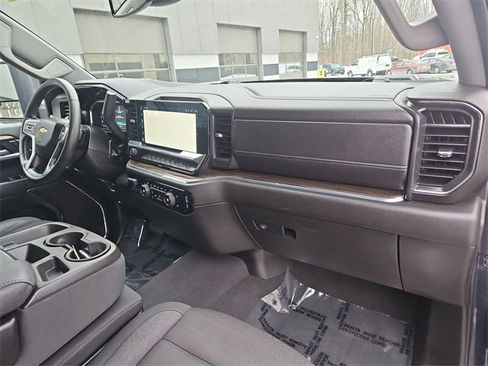 Certified 2024 Chevrolet Silverado 2500 LT w/ All Star Edition image 28