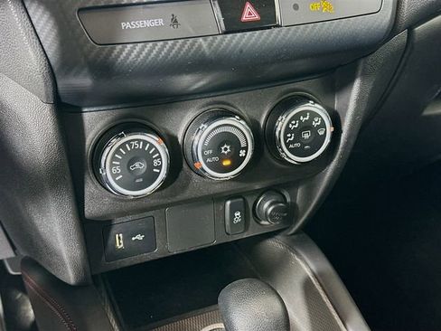 Used 2018 Mitsubishi Outlander Sport ES image 16