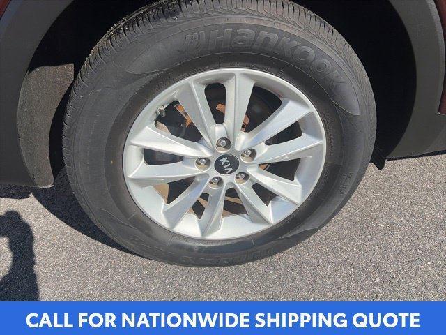 Used 2019 Kia Sorento AWD image 5