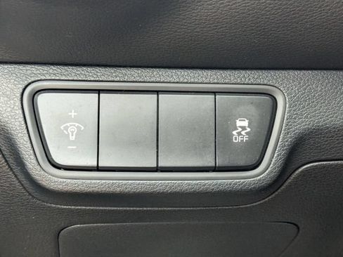 Used 2024 Kia Forte LX FWD image 21