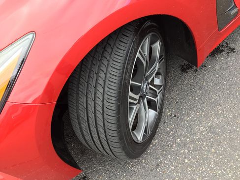 Used 2018 Kia Stinger GT2 image 19