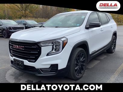 Used 2024 GMC Terrain SLE w/ Driver Convenience Package