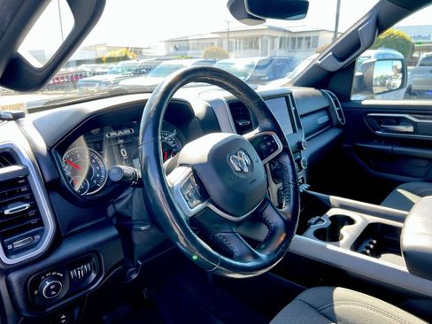 Used 2019 RAM 1500 Big Horn AWD/4WD image 10
