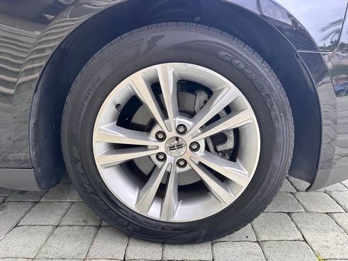 Used 2009 Lincoln MKS FWD image 44