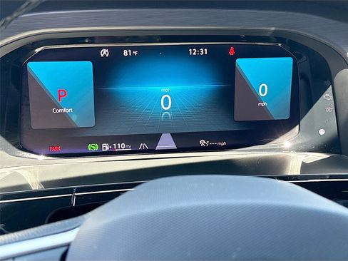 Used 2025 Volkswagen Atlas Cross Sport SE image 12