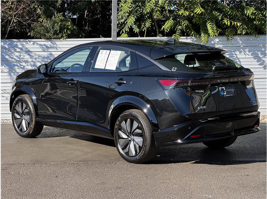 Used 2024 Nissan Ariya AWD image 3