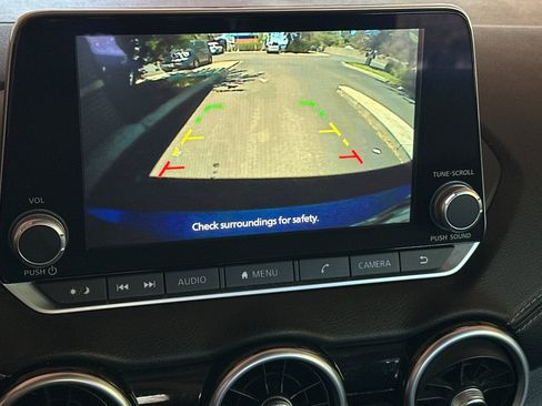 Used 2024 Nissan Sentra SV FWD image 18