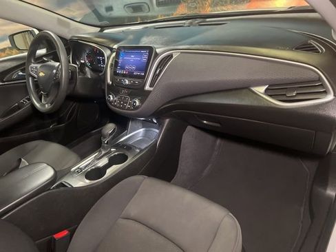 Used 2023 Chevrolet Malibu LT image 58