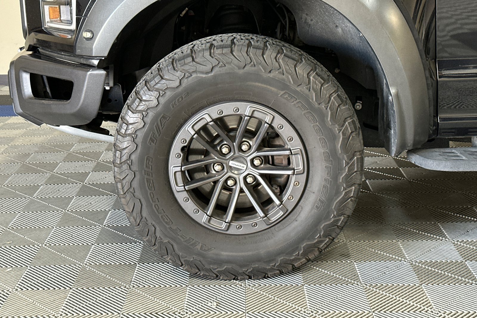 Used 2020 Ford F150 Raptor w/ Equipment Group 802A Luxury AWD/4WD image 43