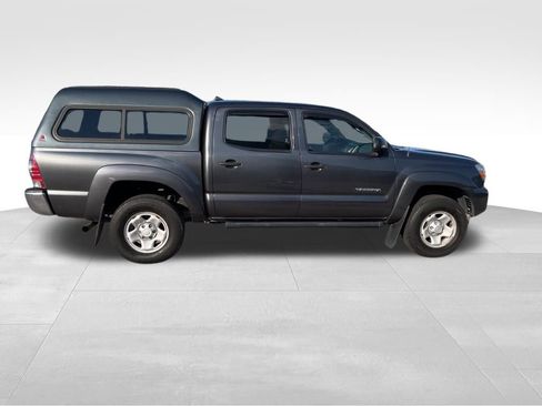 Used 2014 Toyota Tacoma PreRunner image 5