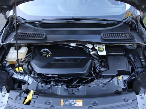 Used 2014 Ford Escape SE w/ Equipment Group 201A image 18