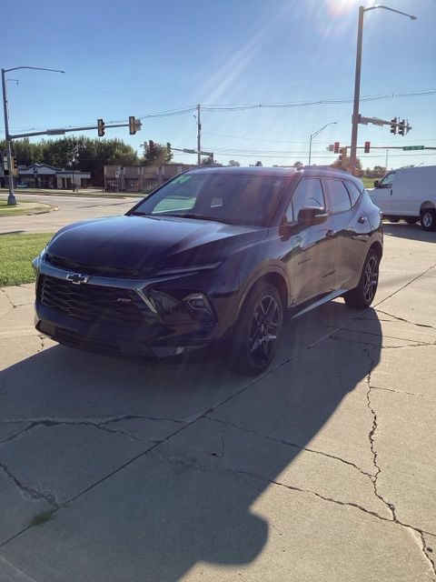 Used 2024 Chevrolet Blazer RS w/ Driver Confidence II Package AWD/4WD image 1