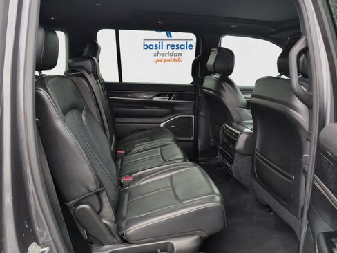 Used 2022 Jeep Wagoneer Series I w/ Premium Group I image 20