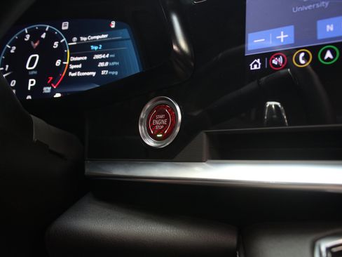 Used 2023 Chevrolet Corvette Stingray Preferred Conv w/ Z51 Performance Package RWD image 68