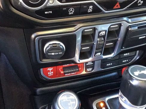 Used 2021 Jeep Wrangler Unlimited Rubicon image 15