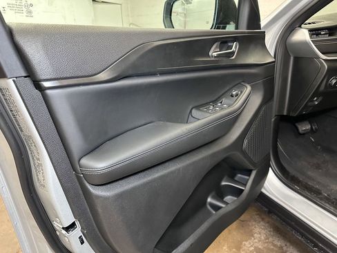 New 2025 Jeep Grand Cherokee Laredo X image 17