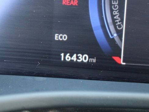 Used 2023 Lexus RZ 450e Premium image 15