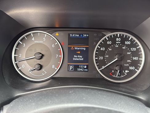 Certified 2024 Nissan Sentra S image 8