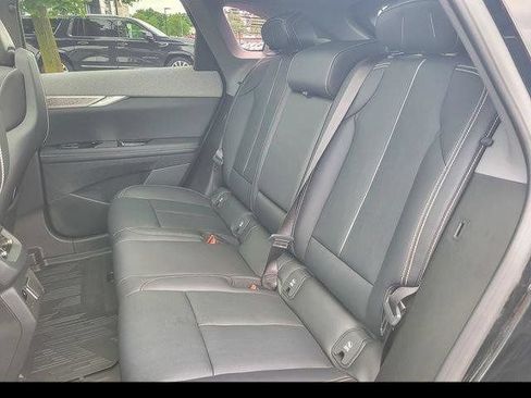 Certified 2025 Cadillac Optiq Luxury 2 w/ LPO, Floor Liner Package AWD/4WD image 19