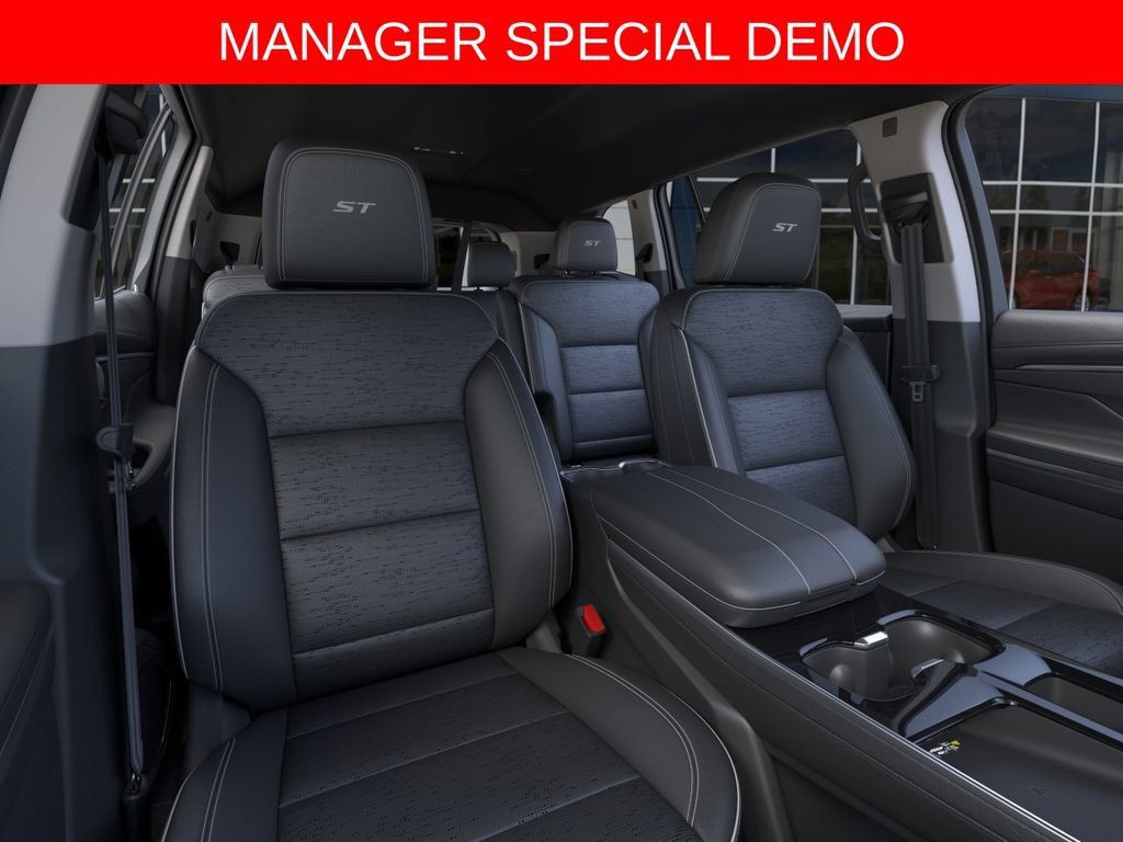 Used 2026 Buick Enclave Sport Touring w/ Power Package AWD/4WD image 16