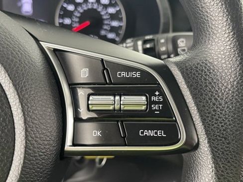 Used 2021 Kia Seltos LX image 37