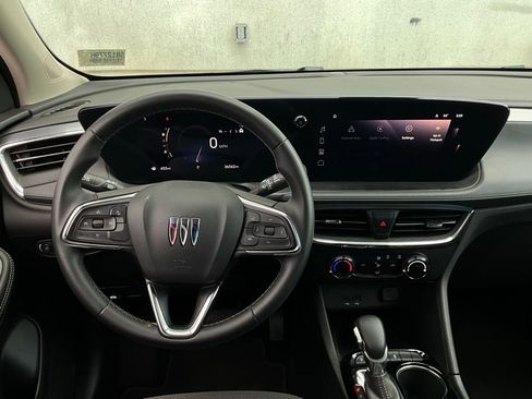 Used 2025 Buick Encore GX Preferred image 12
