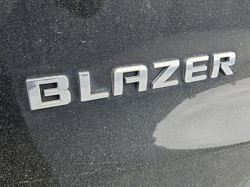 Used 2023 Chevrolet Blazer LT image 33