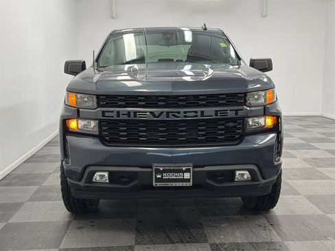 Used 2022 Chevrolet Silverado 1500 Custom w/ LPO, Dark Essentials Package image 3