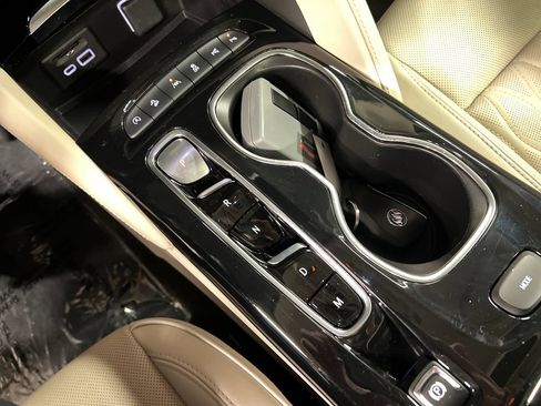 Certified 2023 Buick Envision Avenir AWD/4WD image 26
