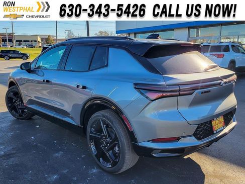 New 2026 Chevrolet Equinox EV RS image 7