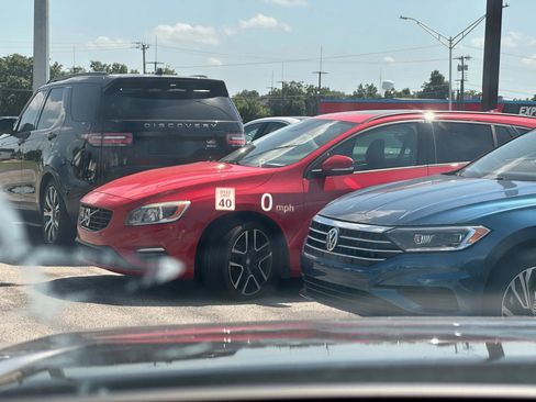 Used 2020 Land Rover Discovery Sport S image 42