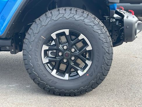 New 2025 Jeep Wrangler Unlimited Rubicon image 10