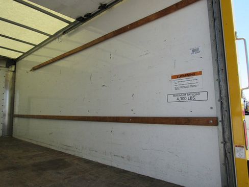 Used 2022 Ford E-350 and Econoline 350 Super Duty RWD image 18