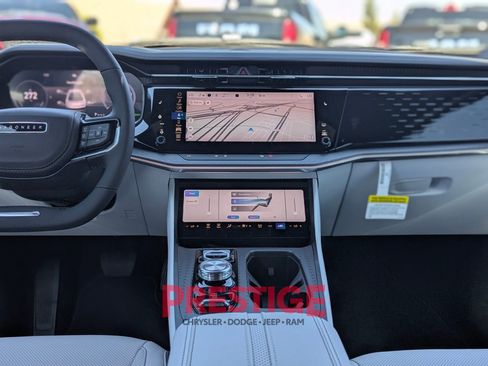 New 2025 Jeep Wagoneer S Limited AWD/4WD image 18