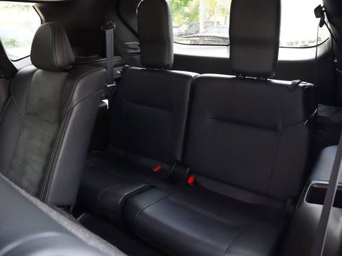 Used 2024 Mitsubishi Outlander SE AWD/4WD image 18
