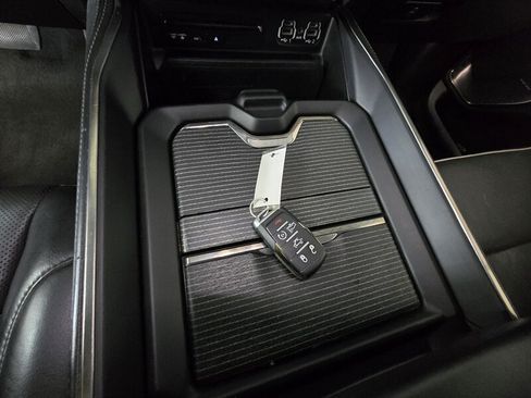 Used 2019 RAM 1500 Limited AWD/4WD image 34