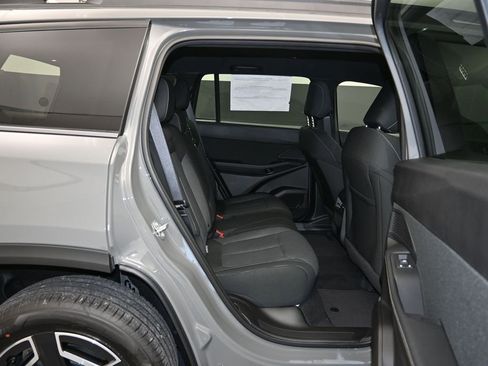 New 2026 Jeep Cherokee Laredo image 26