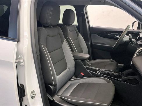 Used 2024 Chevrolet TrailBlazer LS w/ LS Convenience Package FWD image 6