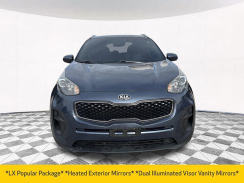 Used 2017 Kia Sportage LX w/ LX Popular Package image 2