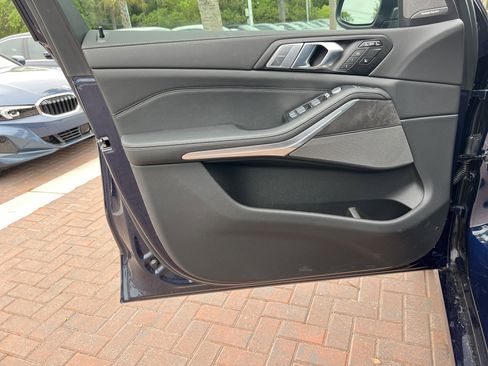 Used 2026 BMW X7 xDrive40i image 14