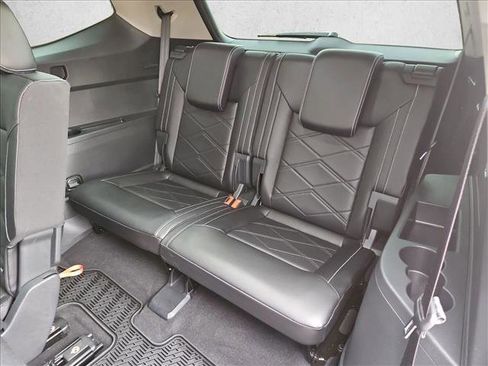 Used 2024 Volkswagen Atlas SE FWD image 25