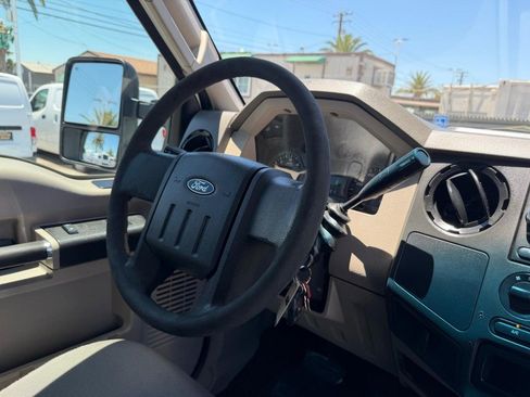 Used 2009 Ford F250 4x4 SuperCab Super Duty image 27