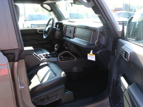 New 2026 Ford Bronco Badlands w/ Wildtrak Package AWD/4WD image 13