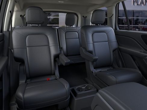New 2026 Lincoln Aviator 2WD w/ Jet Appearance Package image 11