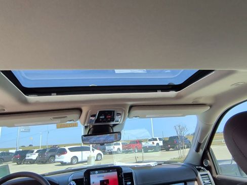 New 2026 RAM 3500 Longhorn image 25