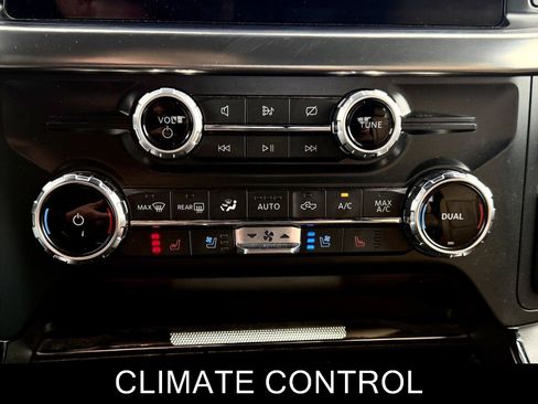 Used 2022 Ford F150 Lariat AWD/4WD image 28