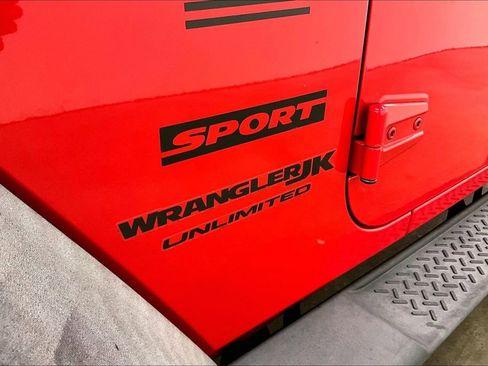 Used 2018 Jeep Wrangler Unlimited Sport S image 24