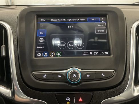 Used 2023 Chevrolet Equinox LT AWD/4WD image 7
