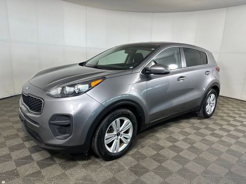 Used 2017 Kia Sportage LX image 7